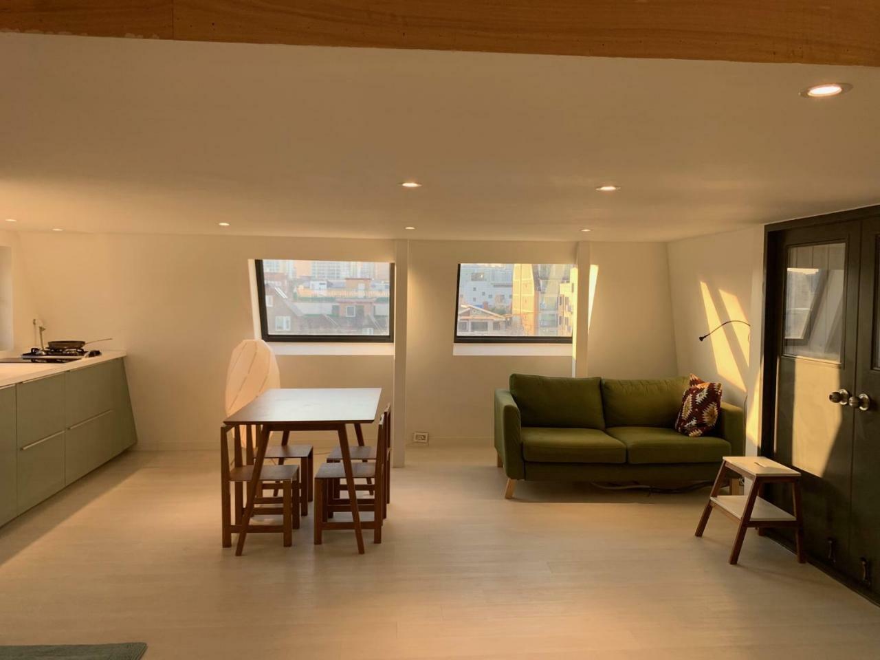 I House Chinchin Hotel Seoel Buitenkant foto